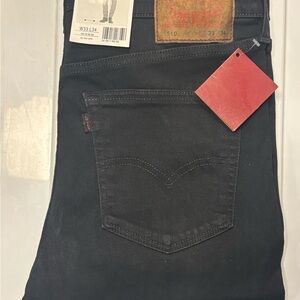Levi's Men's black and slightly coated Skinny Jeans W33 L34